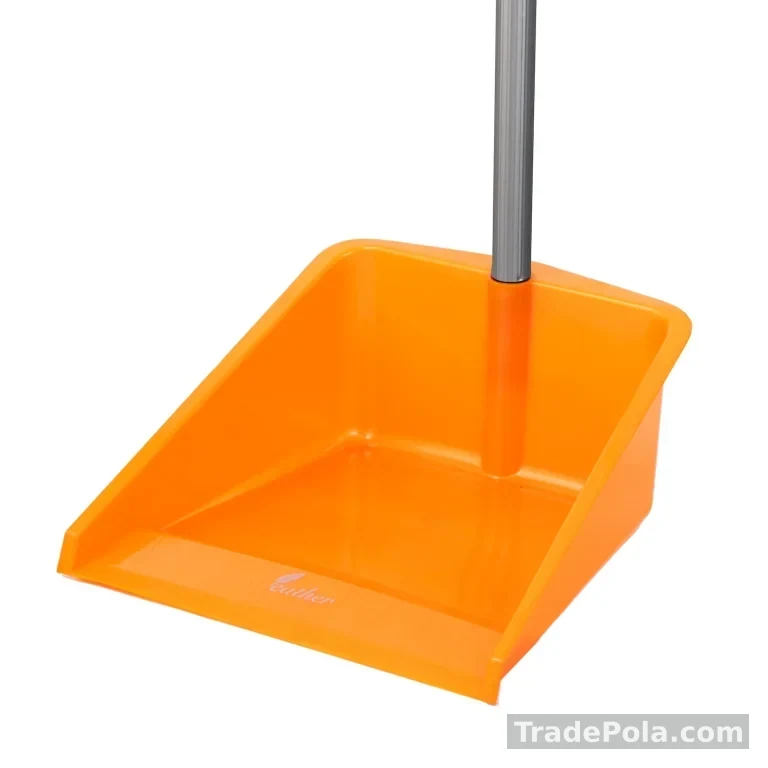 Dustpan with Short Handle