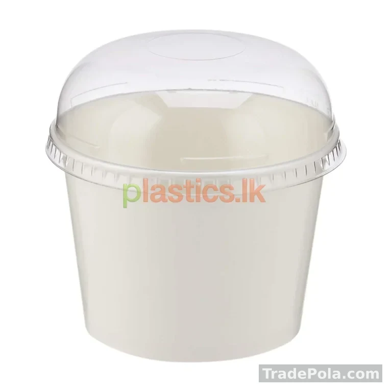 Ice-cream cups with lids